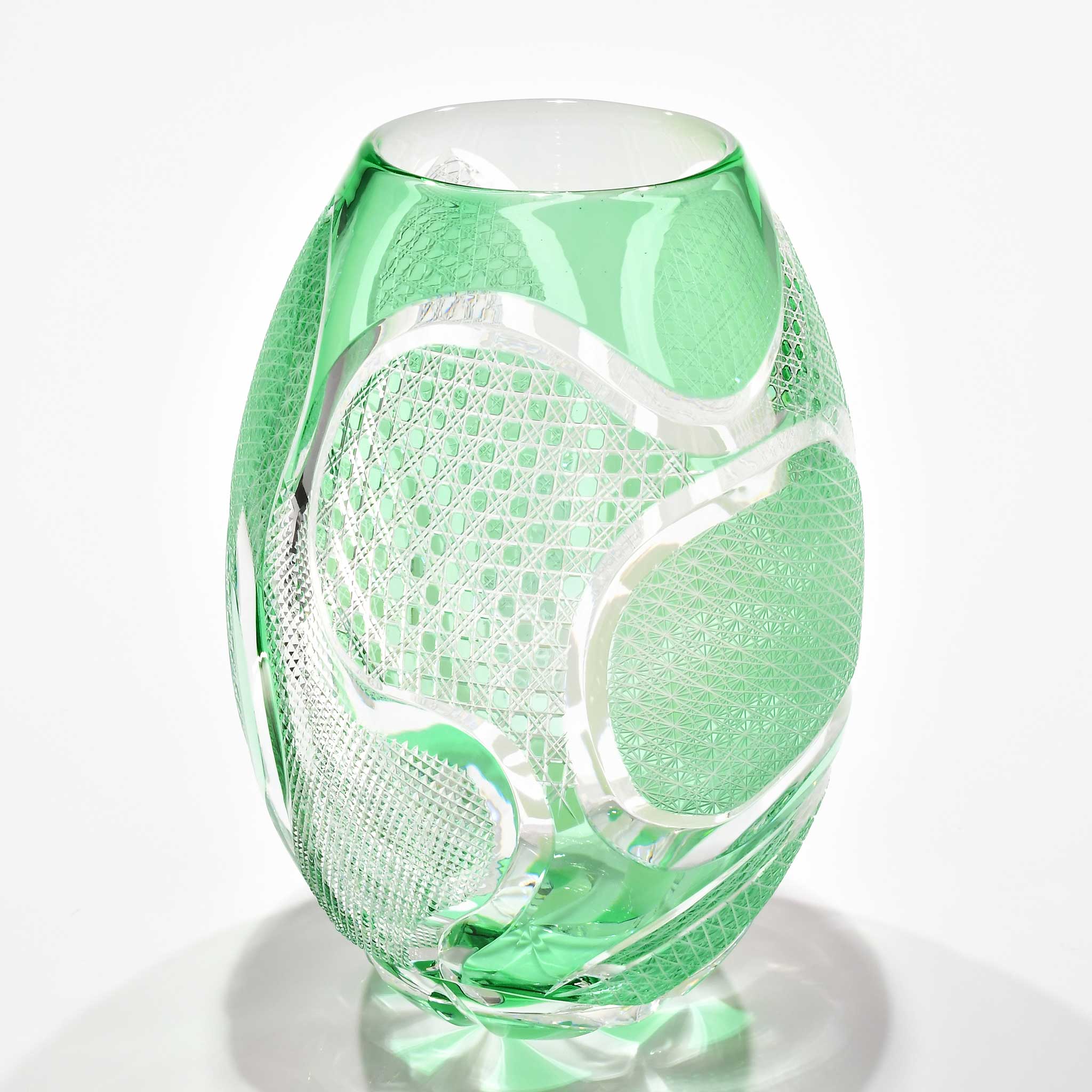 「涼風を湛えて」宙吹花器（ミントグリーン・白）